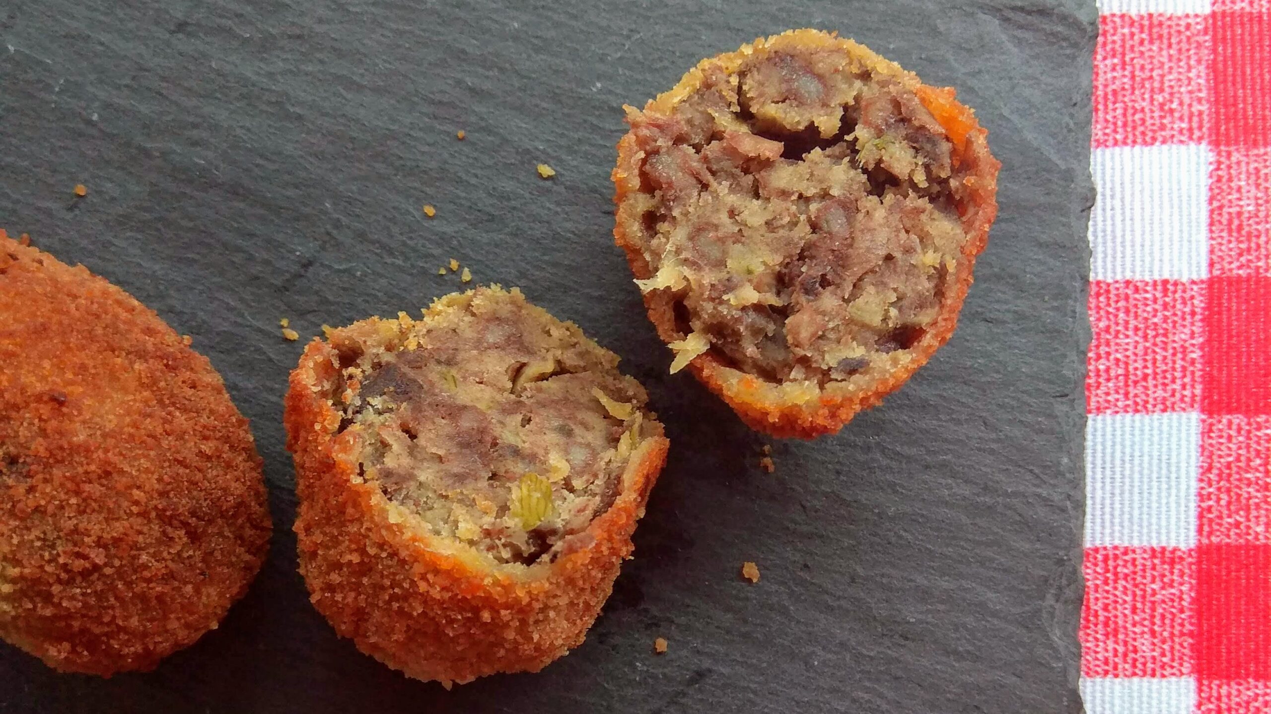 Croquetas de morcilla de aove