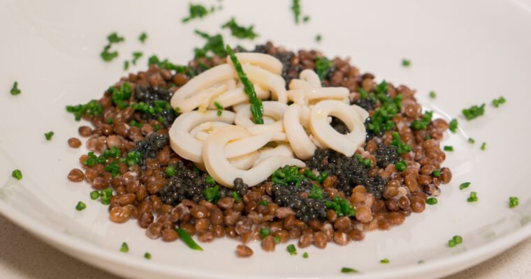 Lentejas con calamares Una combinación original