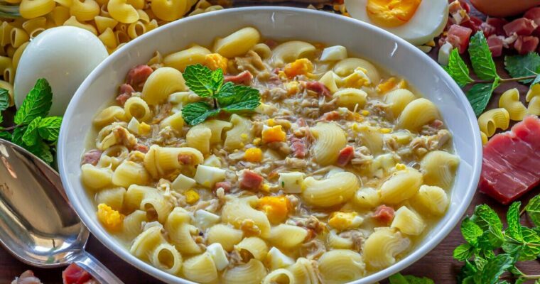 Sopa de picadillo con coditos de la abuela