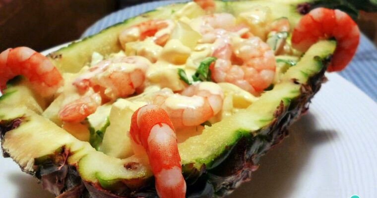 Cómo hacer Piña rellena de langostinos