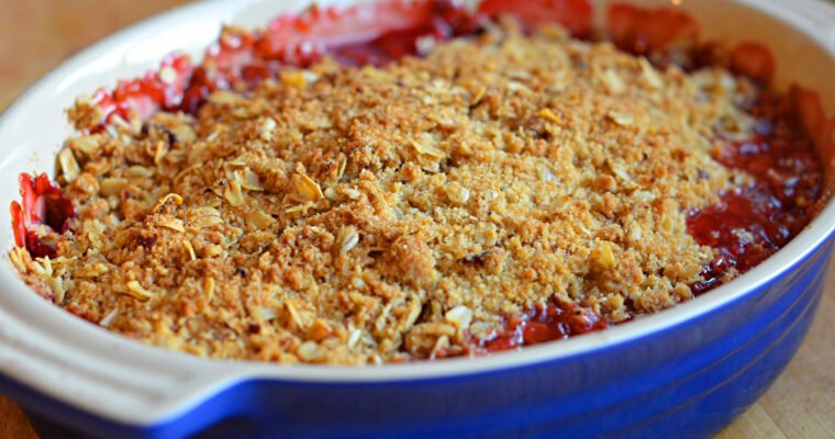 Crumble de ruibarbo y fresa