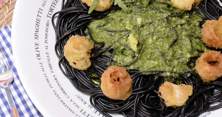 Tallarines con chopitos y rúcula