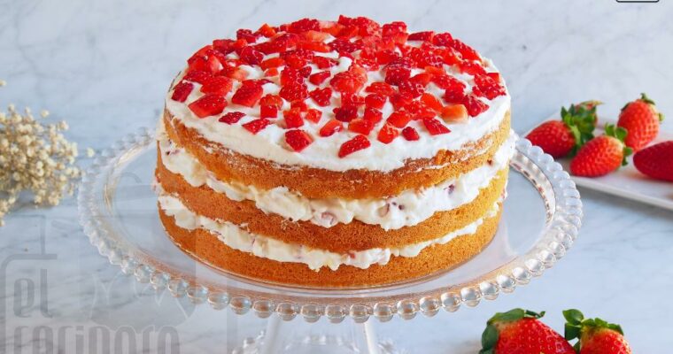 Tarta de fresas y nata